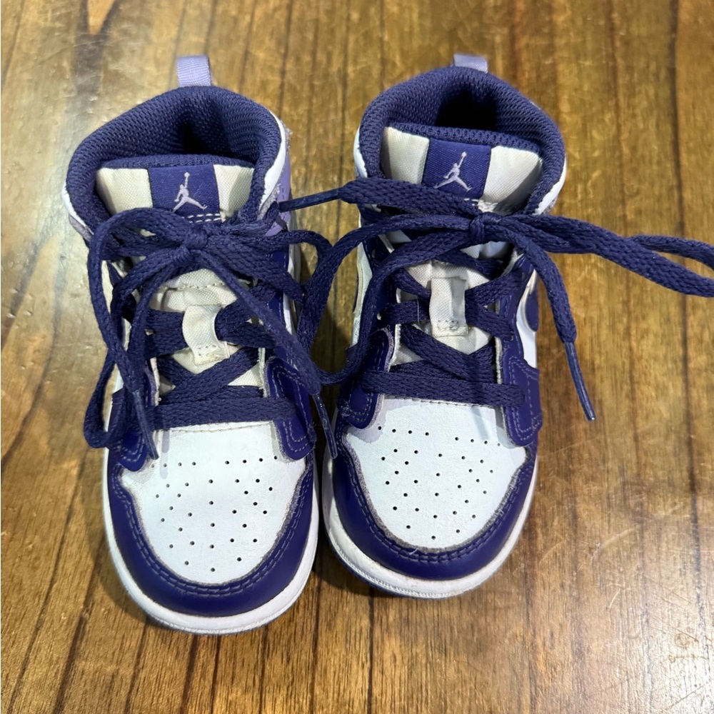 Jordan Kids' Sneakers in Purple and White